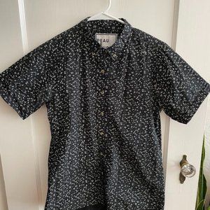 Peau De Loup Button Up